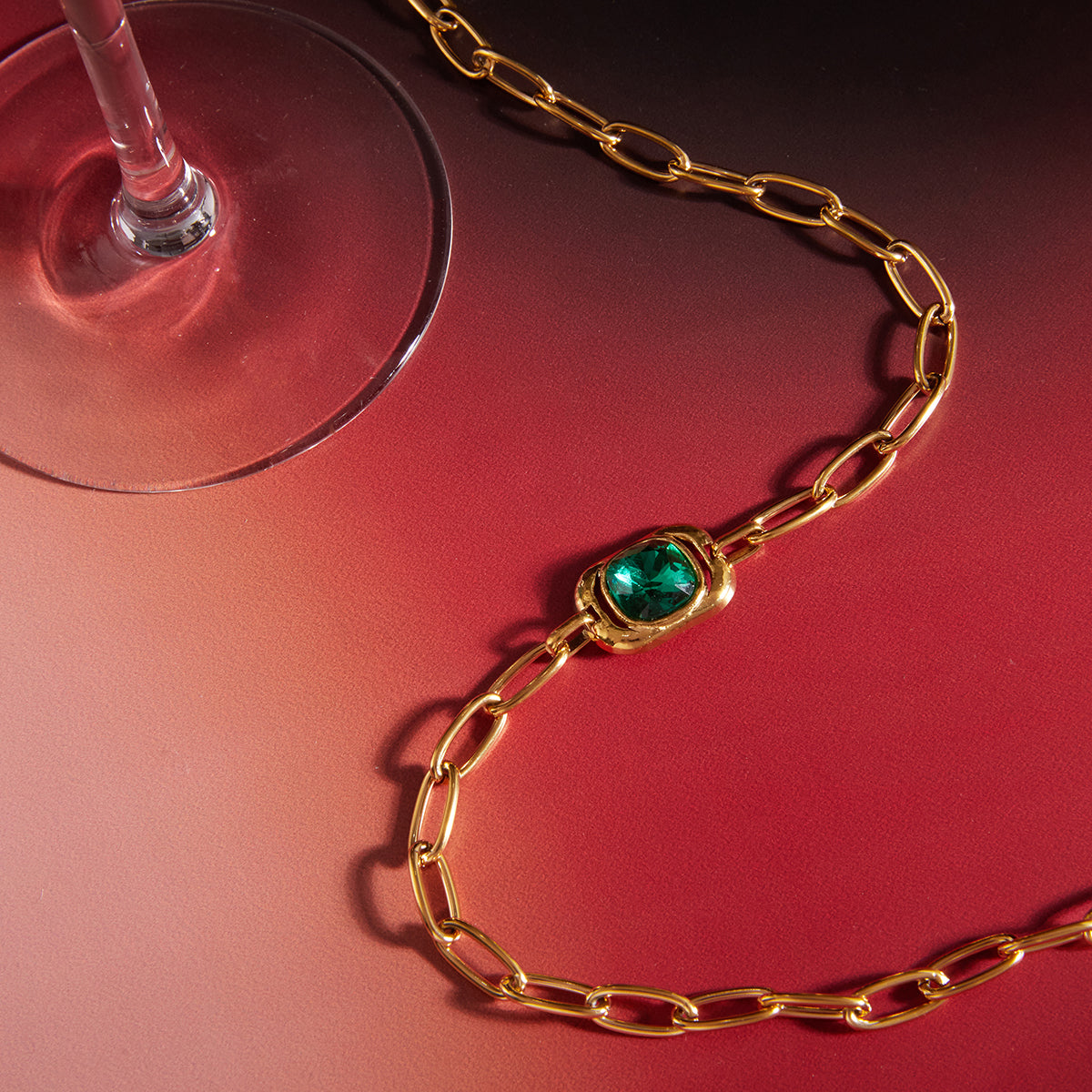 Emerald_Hour_Link_Necklace