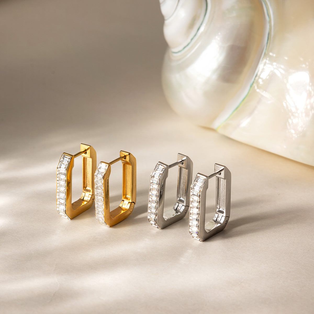 Rec-less Studed Hoops