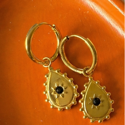 Two drop hoops earrings