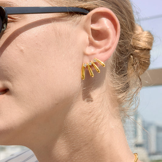 Claw Golden Studded Earrings 