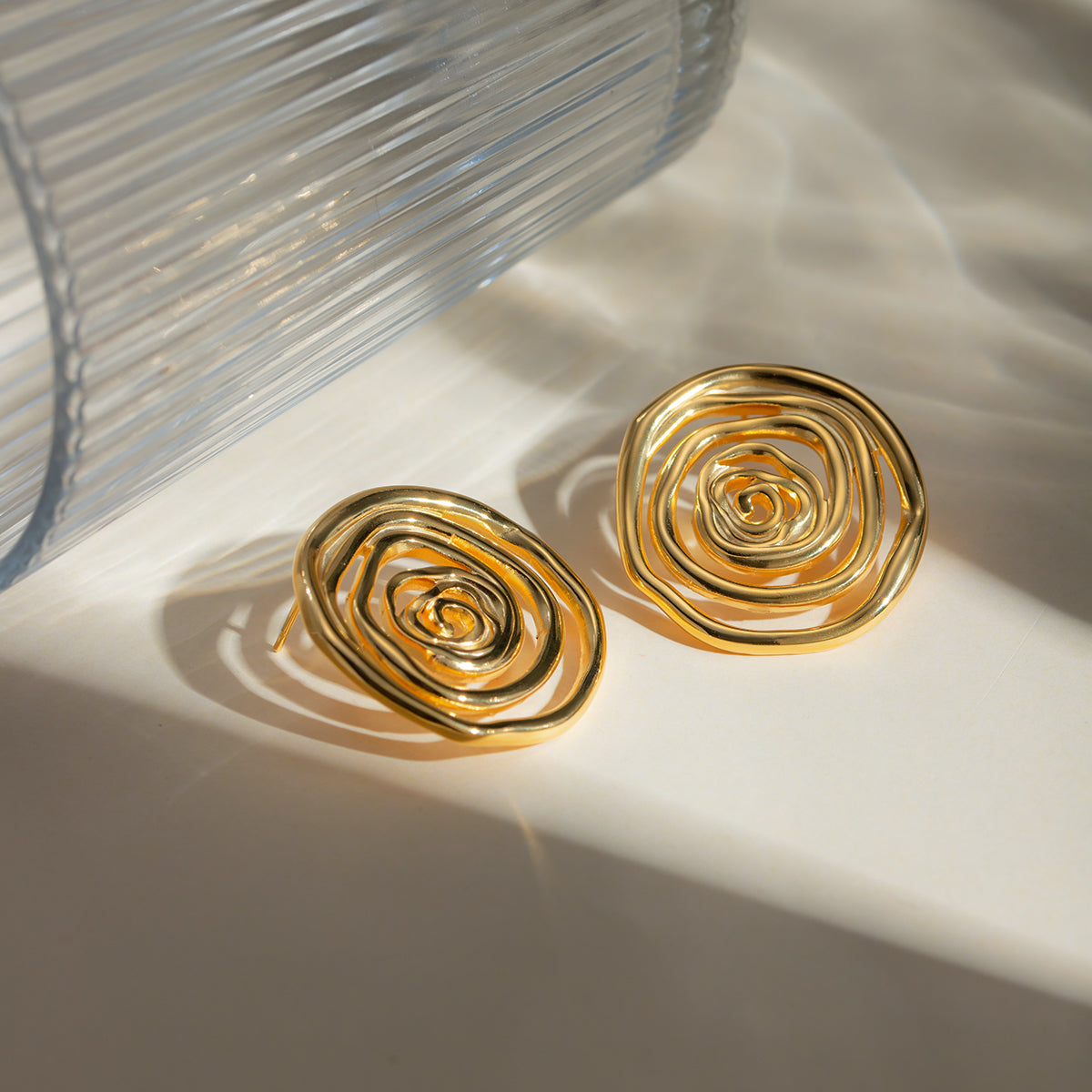 Curl Up Earrings