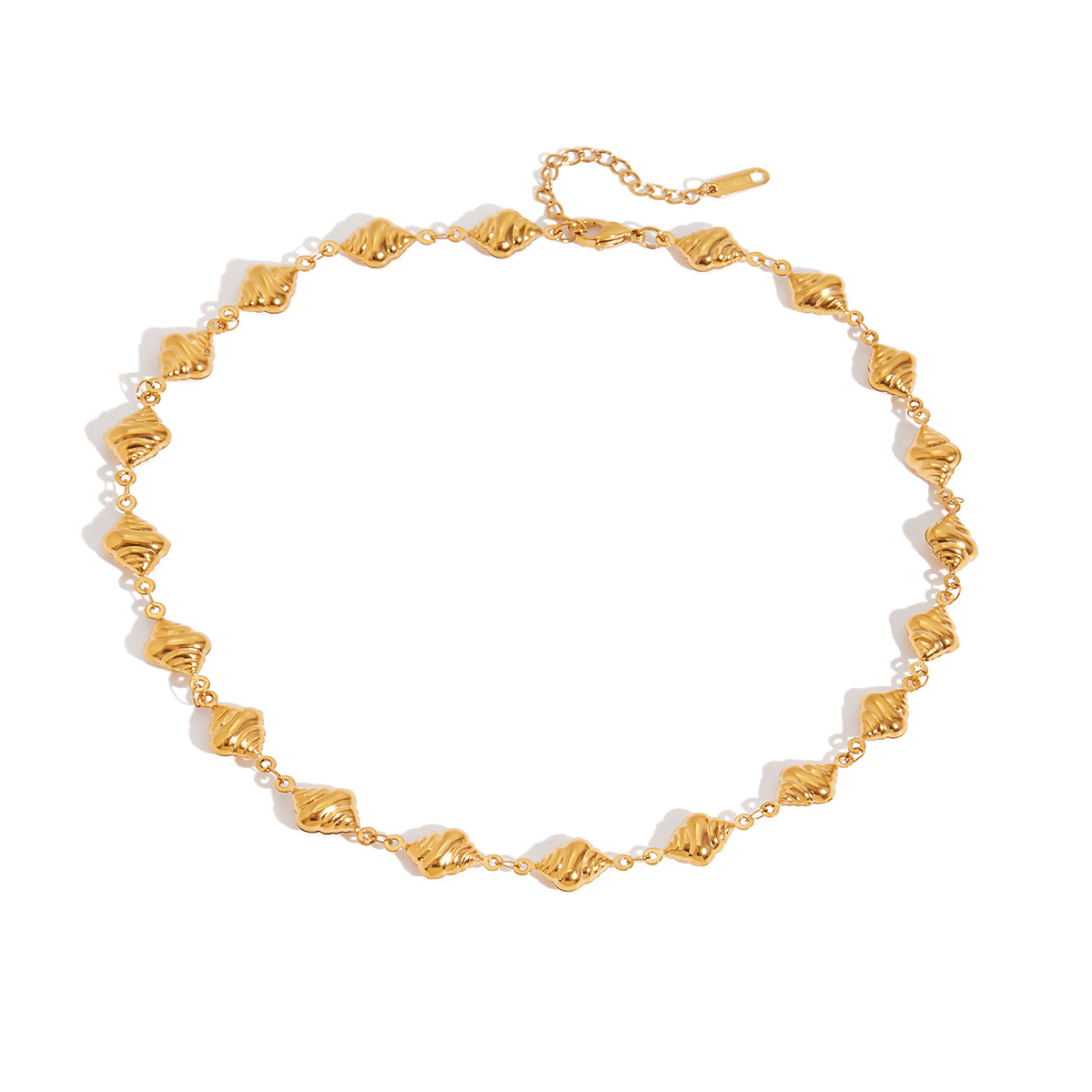 Chérie Croissant Necklace