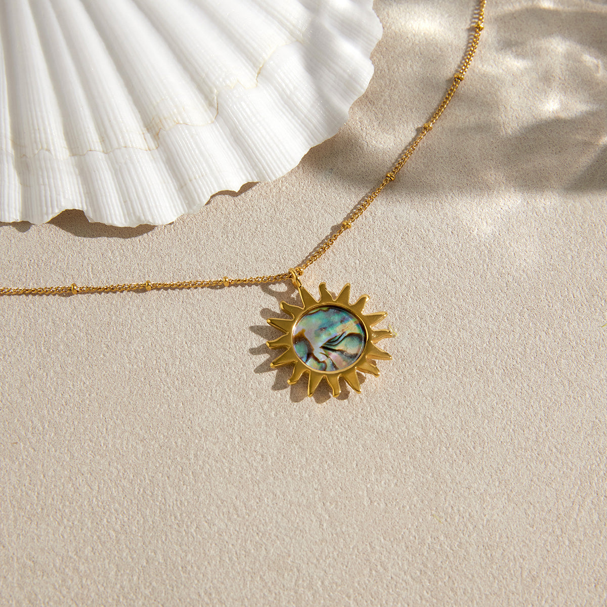 MR Necklace