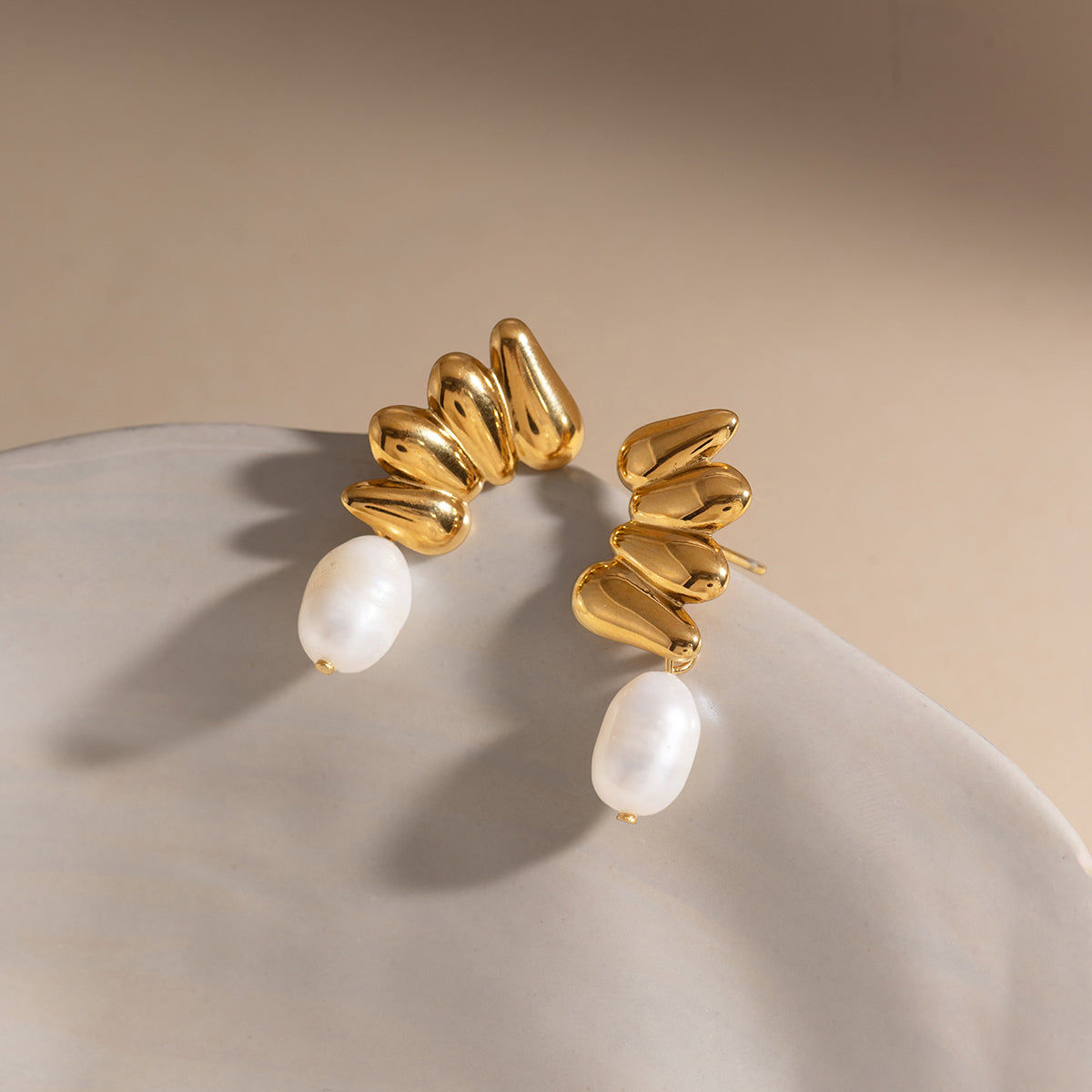 Oyster PearlDropEarring 