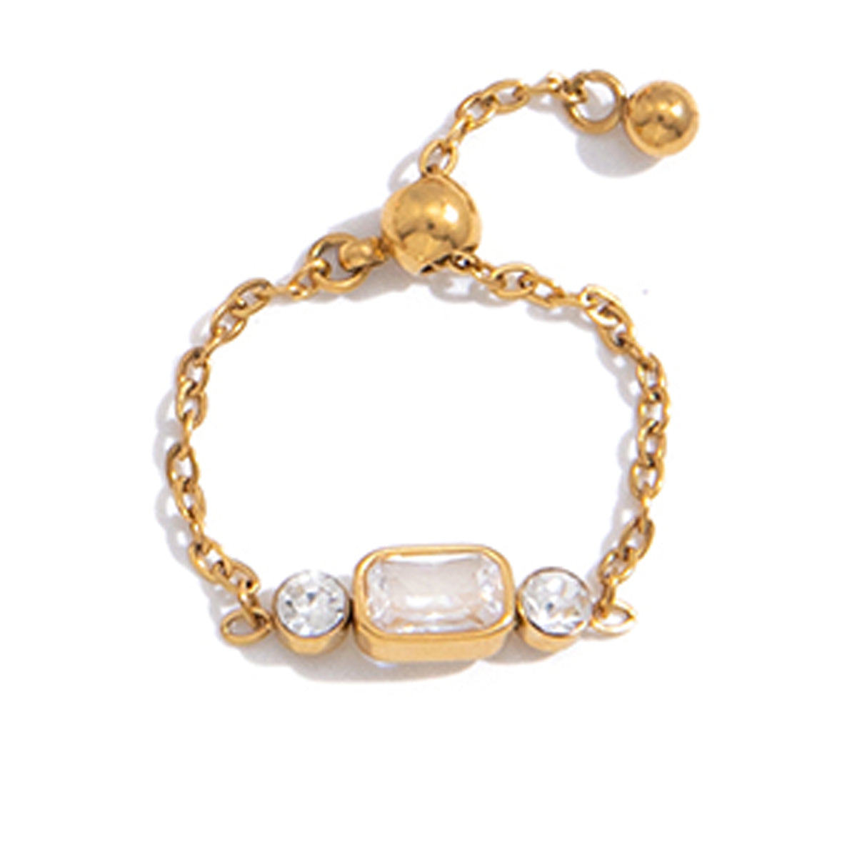 Trio Pull Me Ring Close Up